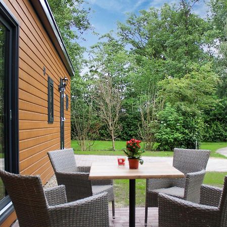 Chalet 11 Oosterwolde  Buitenkant foto